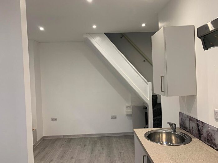 1 Bedroom Flat To Rent In Jarrom Street, Leicester, LE2