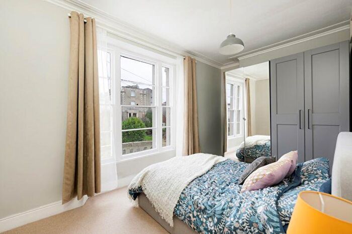 1 Bedroom Apartment For Sale In Sydenham Road | Cotham, BS6