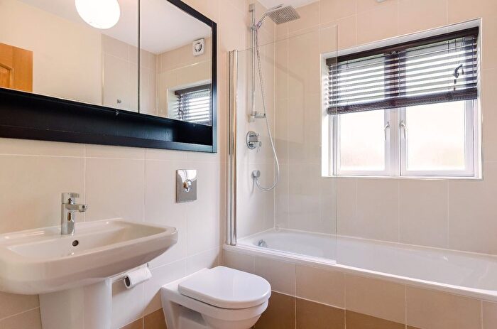 2 Bedroom Flat For Sale In Foss View, Hungate, York, YO1