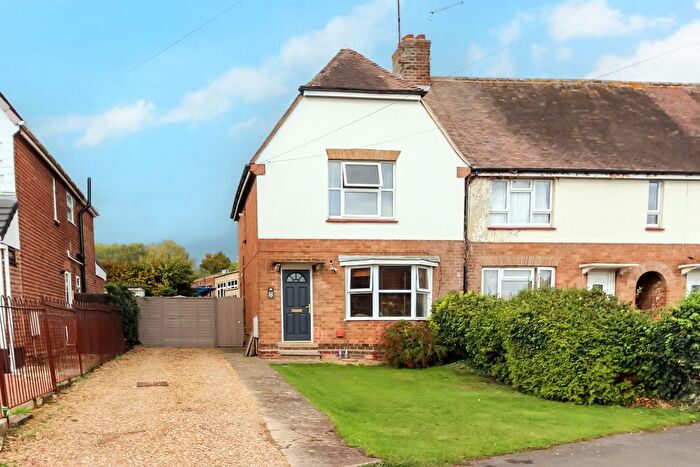 2 Bedroom End Of Terrace House For Sale In Henshaw Road, Wellingborough, NN8