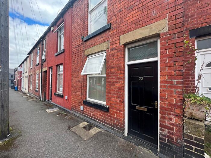 3 Bedroom Terraced House To Rent In Eastwood Road, Sharrowvale, S11