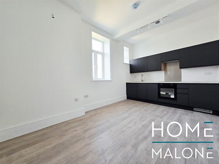 1 Bedroom Flat To Rent In Newington Green, Islington, N16