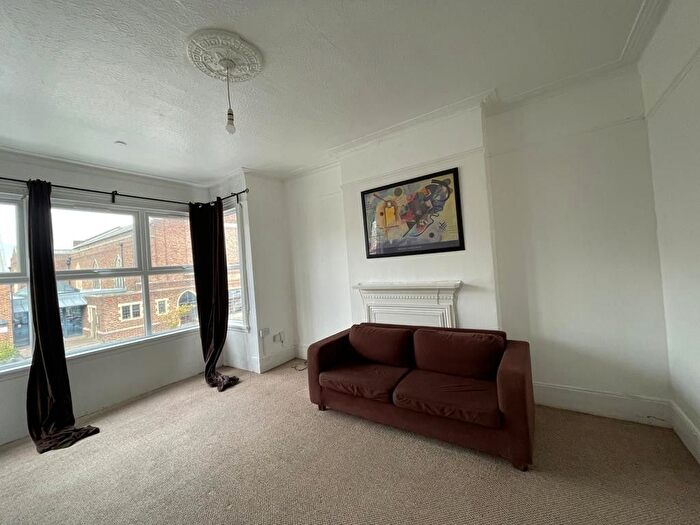 2 Bedroom Maisonette To Rent In Hindes Road, Harrow, Middlesex, HA1