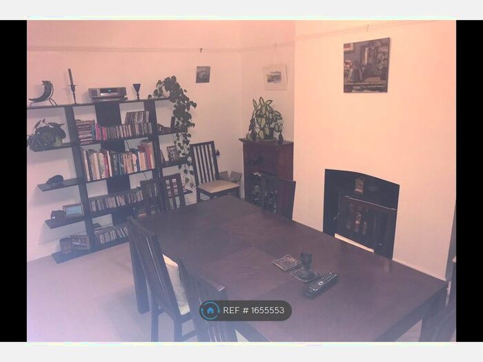 4 Bedroom Semi-Detached House To Rent In Downs Cote Drive, Bristol, BS9