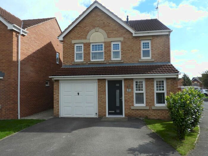 3 Bedroom Detached House To Rent In Aintree Drive, Balby, Doncaster, DN4