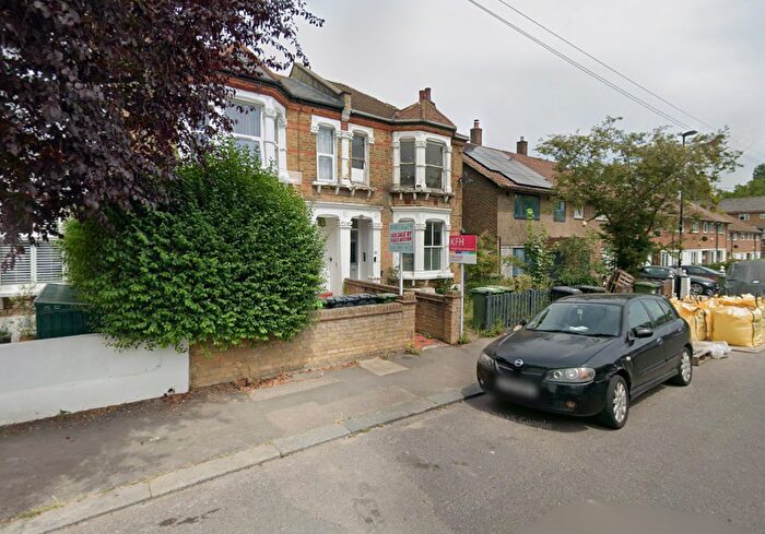 1 Bedroom Flat To Rent In Whitbread Rd, Brockley, SE4
