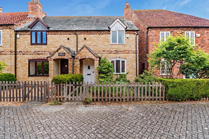 2 Bedroom Semi-Detached House For Sale In Cockburn Way, LN5