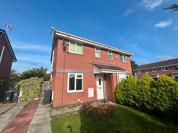 2 Bedroom Property To Rent In Avonlea Close, Saltney, Cheshire, CH4