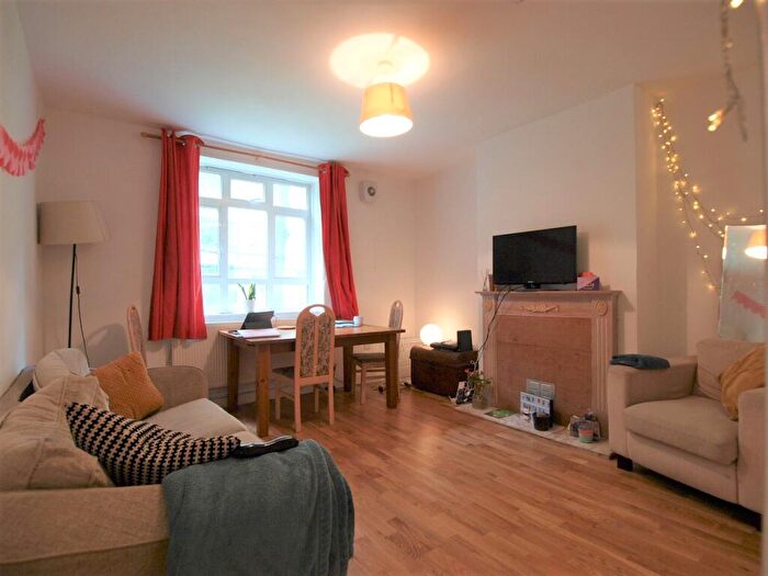 4 Bedroom Flat To Rent In Elmfeild House, Grosvenor Avenue, Highbury, N5