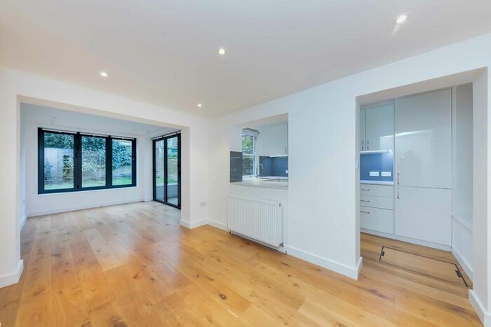 2 Bedroom Flat To Rent In Ashmore Road, London, W9