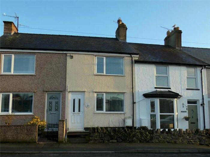 2 Bedroom Terraced House To Rent In Bryn Hyfryd, Ffordd Penmynydd, Llanfairpwll, Sir Ynys Mon, LL61