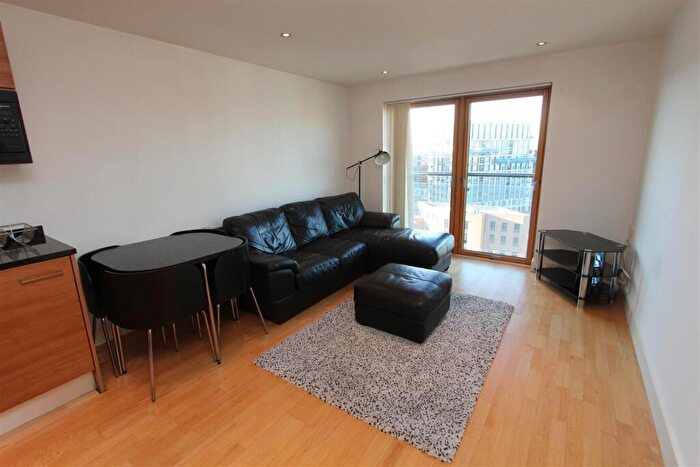 2 Bedroom Flat To Rent In La Salle, Leeds Dock, LS10