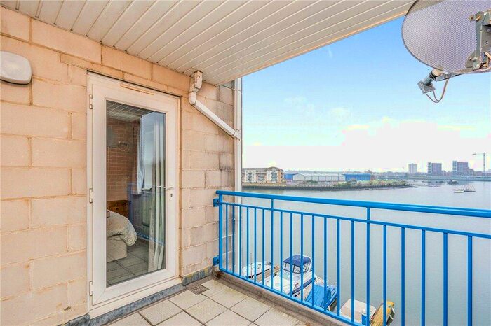 2 Bedroom Apartment To Rent In Southampton, Hampshire, SO17