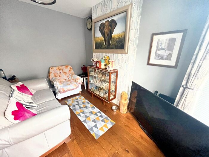 3 Bedroom Terraced House For Sale In Jefferson Road, Sheerness, ME12
