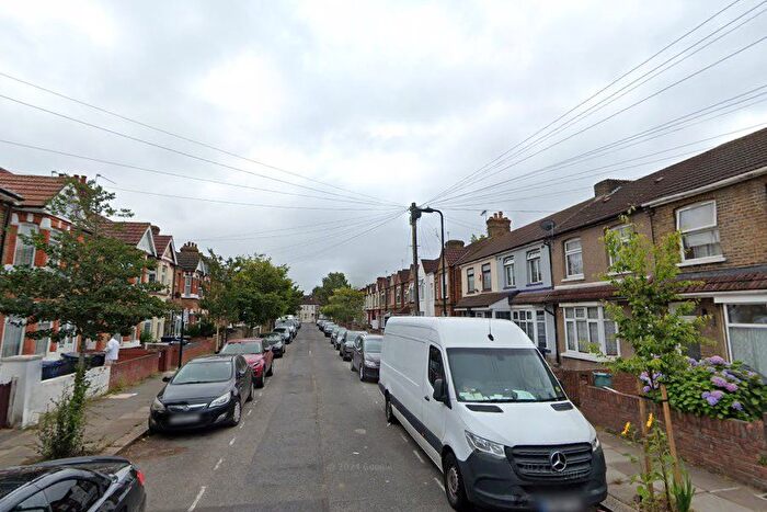 4 Bedroom Terraced House To Rent In Albert Road, Southall, UB2