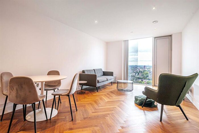 2 Bedroom Apartment To Rent In Owen Street, Manchester, M15