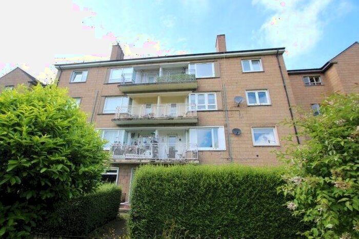 2 Bedroom Flat To Rent In Mossgiel Road, Glasgow, G43