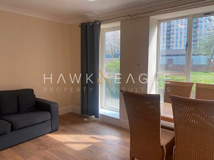 3 Bedroom Flat To Rent In Martindale Avenue, London, Greater London., E16