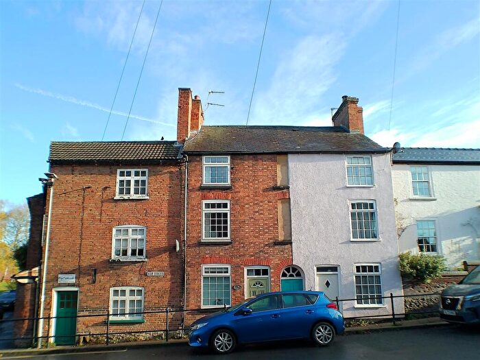 2 Bedroom Character Property For Sale In Main Street, East Bridgford, Nottingham, NG13