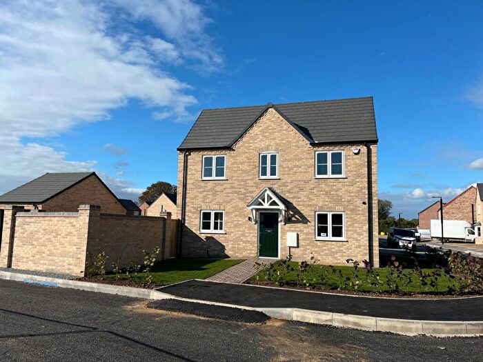 3 Bedroom Semi Detached House For Sale In Sutton Road, Leverington, Wisbech, PE13