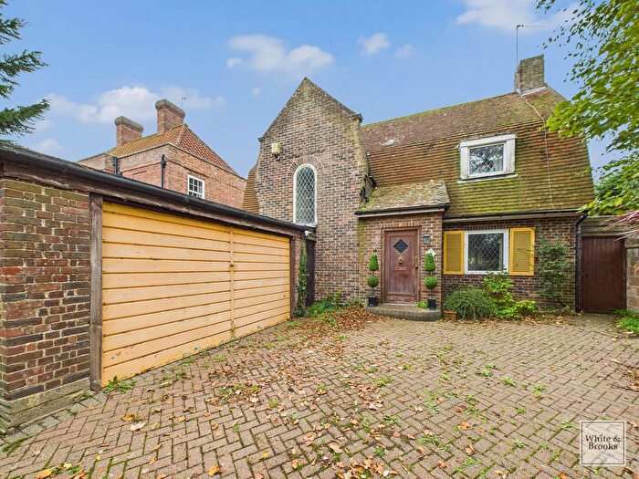 3 Bedroom Detached House For Sale In Upper Bognor Road, Bognor Regis, PO21