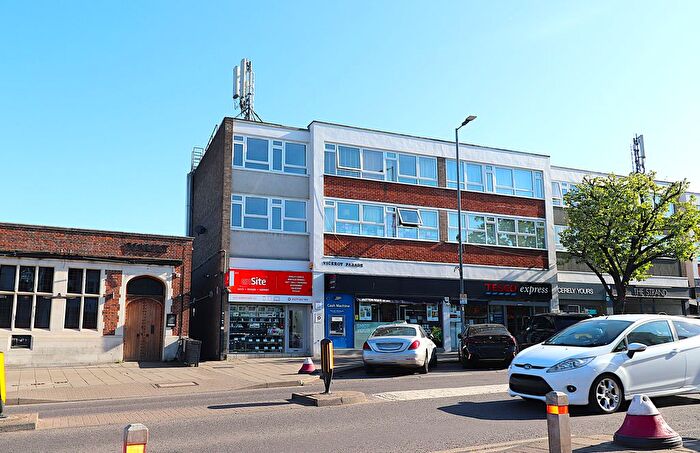 2 Bedroom Maisonette To Rent In Shenfield, Brentwood, CM15