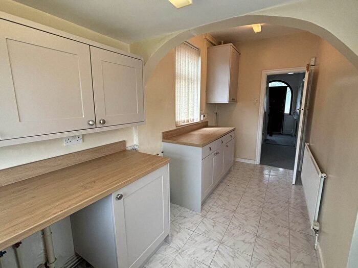 3 Bedroom Semi-Detached House To Rent In Knowsley Road, St Helens, WA10