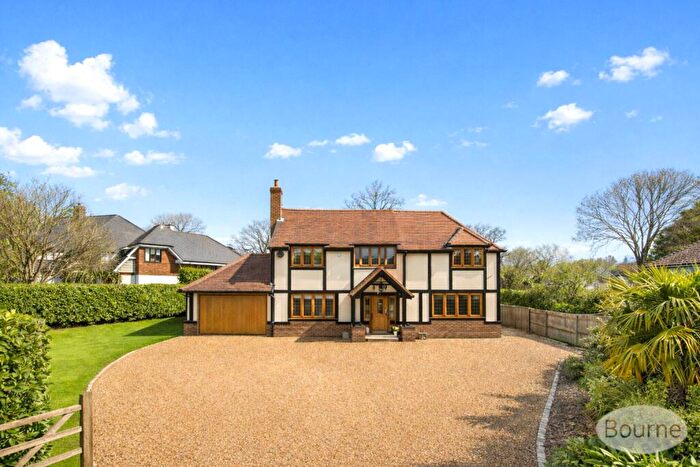 5 Bedroom Detached House For Sale In Oakwood Drive, East Horsley, Leatherhead, Surrey, KT24