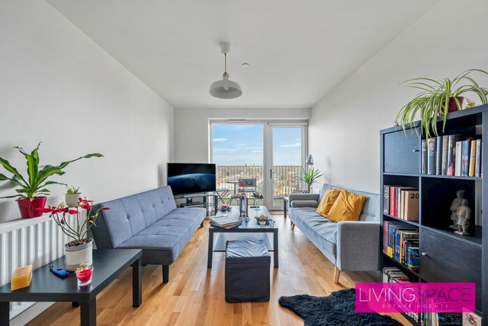 1 Bedroom Flat To Rent In Hampden Road, Hornsey, N8