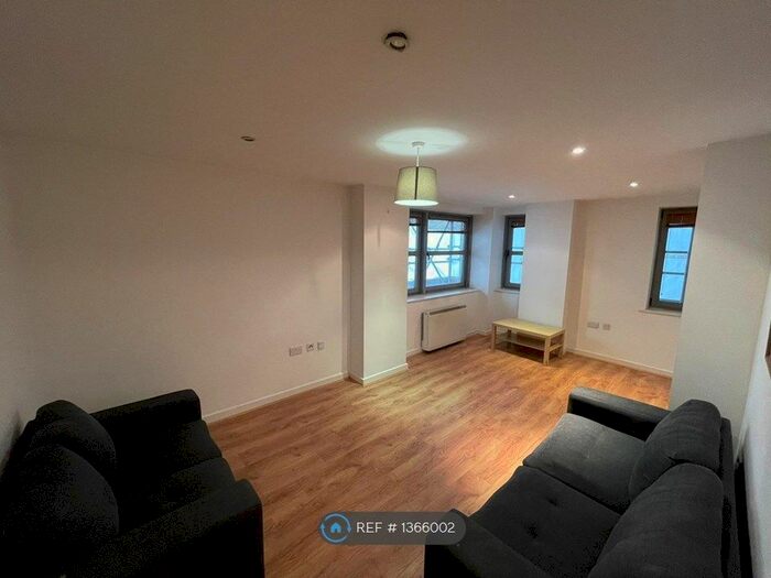 2 Bedroom Flat To Rent In Montana House, Manchester, M1