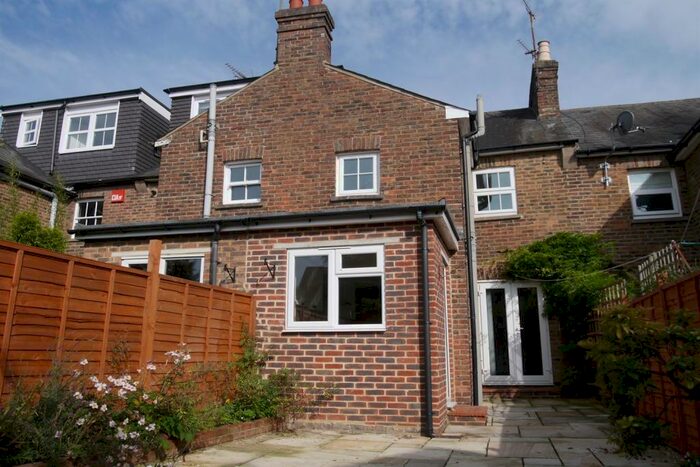 2 Bedroom Terraced House To Rent In Trafalgar Road, Horsham, RH12