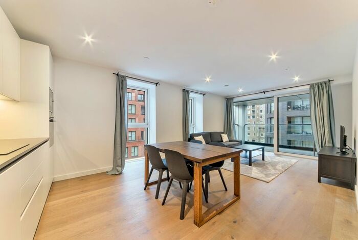 2 Bedroom Flat To Rent In Hurlock Heights, Elephant Park, Elephant And Castle, SE17