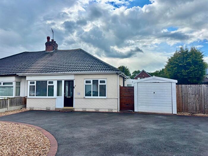 3 Bedroom Semi-Detached Bungalow For Sale In Nevinson Avenue, Sunnyhill, Derby, DE23