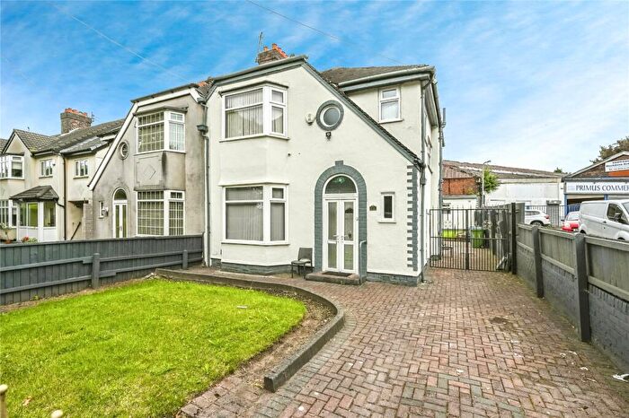 3 Bedroom Semi-Detached House For Sale In Queens Drive, Wavertree, Liverpool, L15