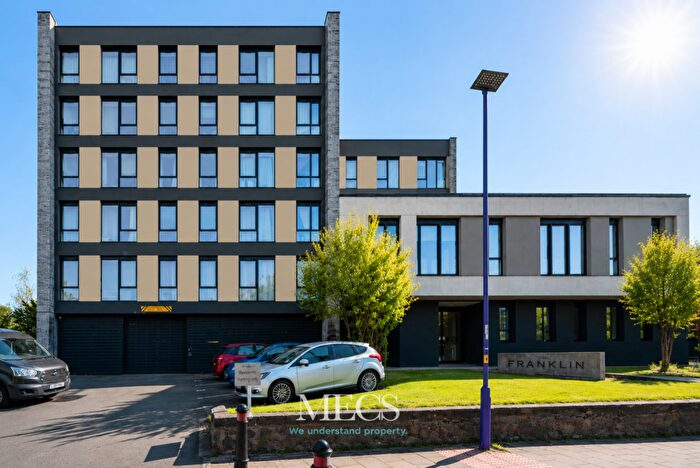 2 Bedroom Apartment To Rent In The Franklin, Bournville Lane, Birmingham, West Midlands, B30