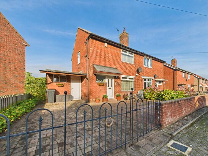 2 Bedroom Semi Detached House For Sale In Mardale Road, Carlisle, CA2