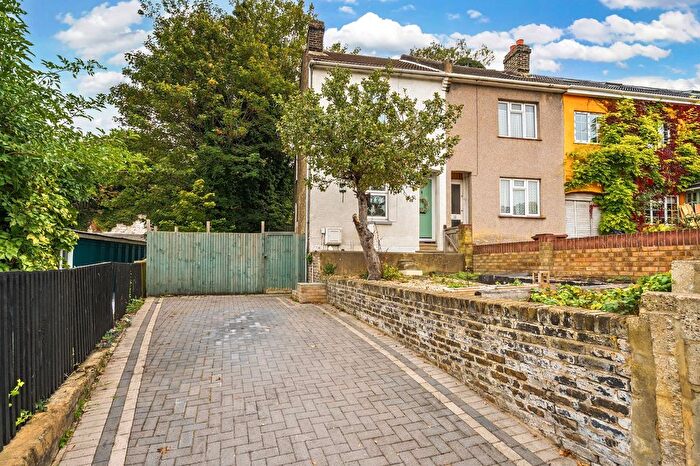 2 Bedroom Terraced House For Sale In Holcombe Road, Chatham, Kent., ME4
