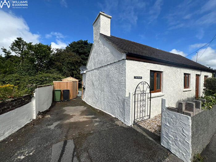 2 Bedroom Cottage For Sale In Pentre Berw, Gaerwen, Anglesey, LL60