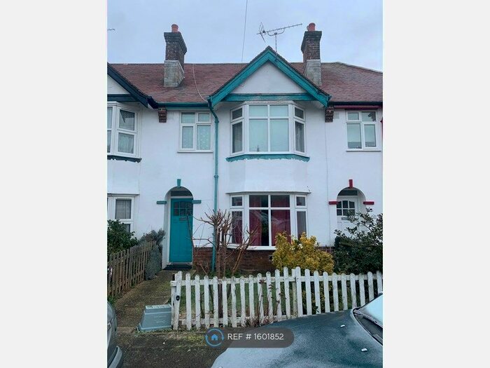 3 Bedroom Terraced House To Rent In Priory Close, Southampton, SO17