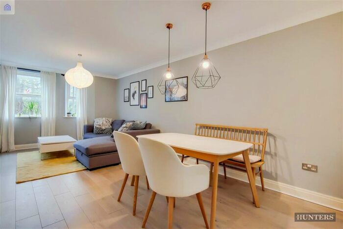 2 Bedroom Flat To Rent In Willesden Lane, London, NW2