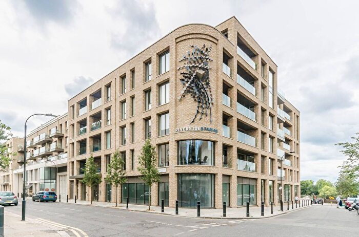 2 Bedroom Flat For Sale In Crisp Road, Hammersmith, London, W6