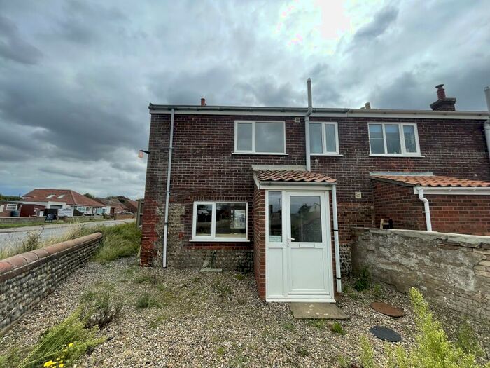 2 Bedroom Semi-Detached House To Rent In Coast Road, Walcott, Norwich, NR12