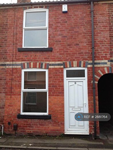 2 Bedroom Terraced House To Rent In Mountcastle Street, Chesterfield, S41