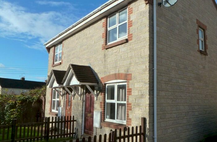 2 Bedroom Semi-Detached House To Rent In Gough Place, Cheddar, BS27