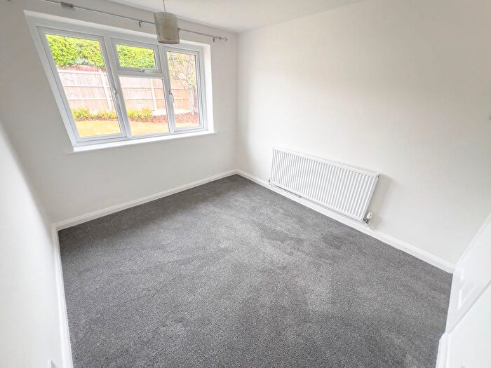2 Bedroom Bungalow To Rent In Barton Close, Forest Town, NG19