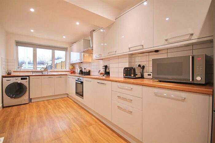 3 Bedroom Terraced House For Sale In Fairfield Avenue, Fareham, Hampshire, PO14