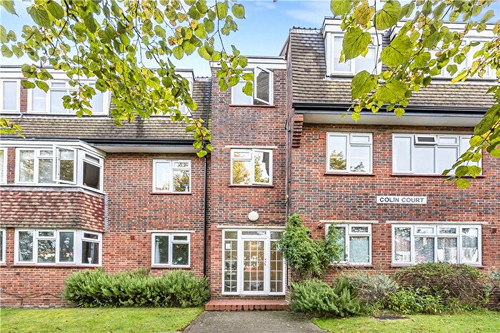 2 Bedroom Flat To Rent In Woodfield Avenue, London, SW16