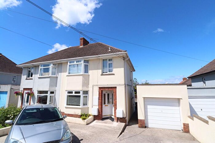 1 Bedroom Flat To Rent In Stonehill, Street, Somerset, BA16