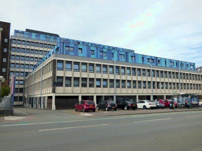 1 Bedroom Flat To Rent In Elfin Square, Chesser, Edinburgh, EH11