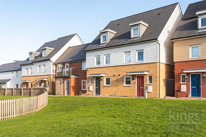 3 Bedroom Terraced House For Sale In Bowhill Way, Harlow, CM20